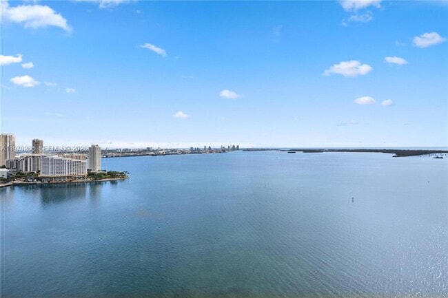 Building Photo - 1331 Brickell Bay Dr