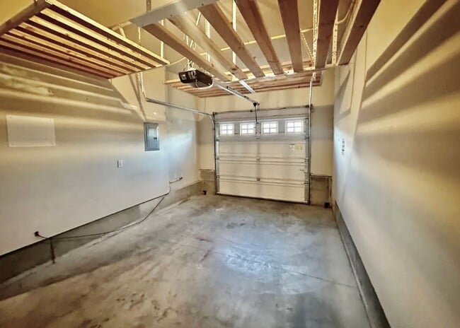 Building Photo - The Townhome That Ticks Every Box: Space, Privacy, and Location! **$500 OFF 2ND FULL MONTH'S RENT**