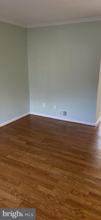 Building Photo - 44253 Litchfield Terrace