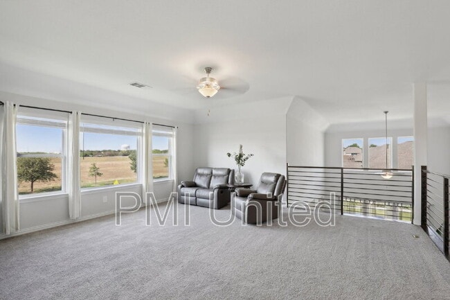Building Photo - 2804 Fireside Ln