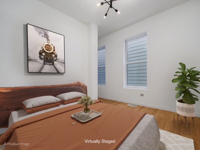 Building Photo - 842 N Wolcott Ave