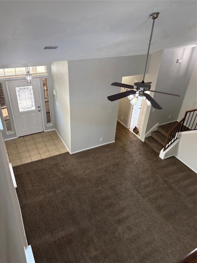 Building Photo - 303 Grutsch Dr