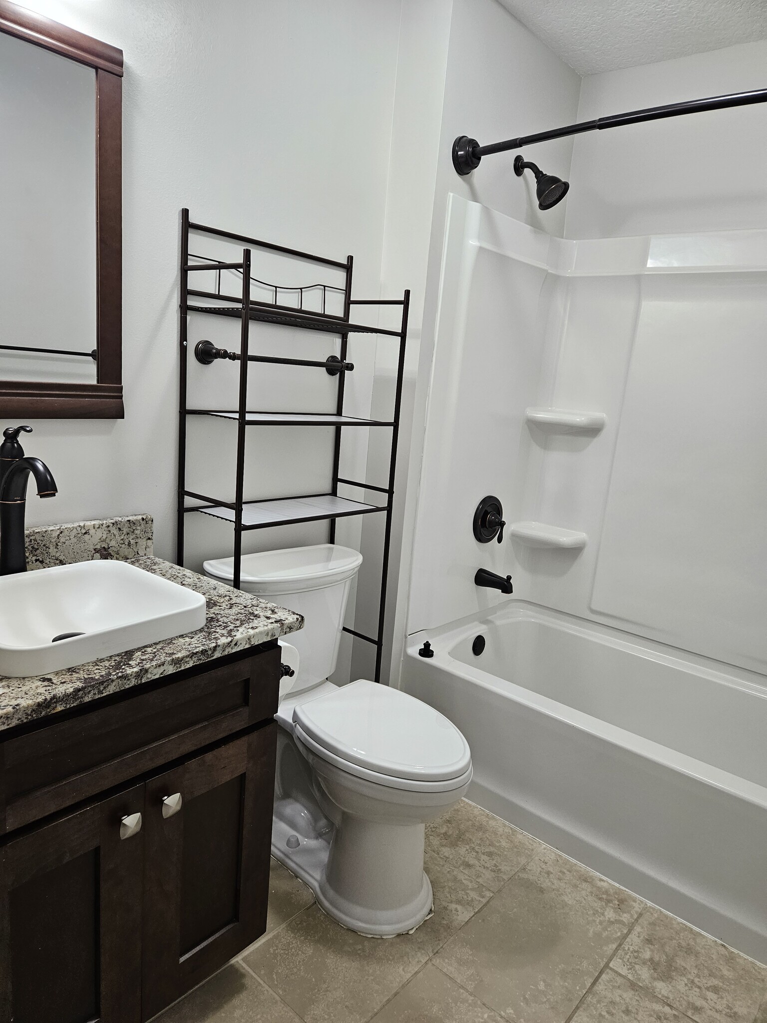 Building Photo - 2085 King Rd