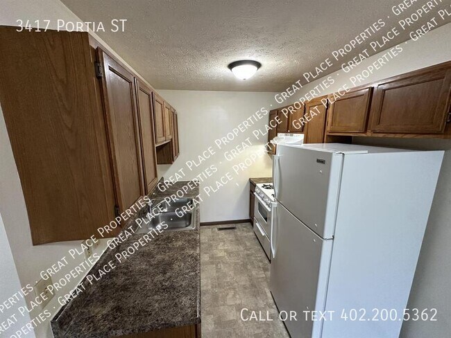 Building Photo - 3417 Portia St