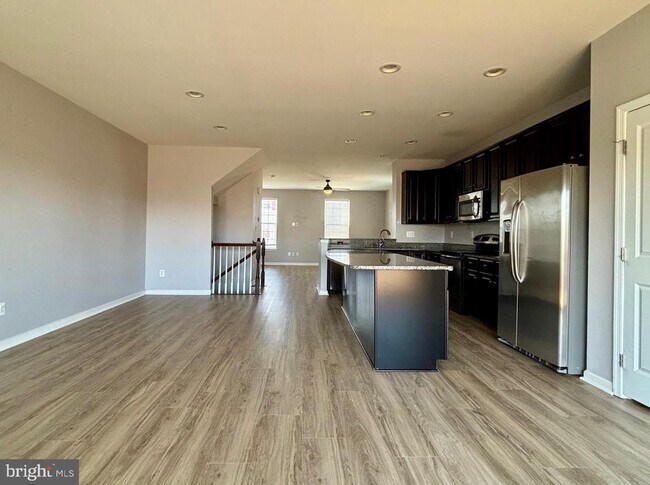 Building Photo - 212 Fiesta Drive