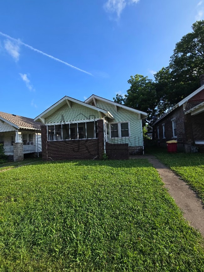 Building Photo - 112 W Quincy St