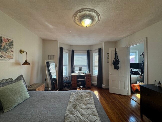 Building Photo - 444 Sumner St