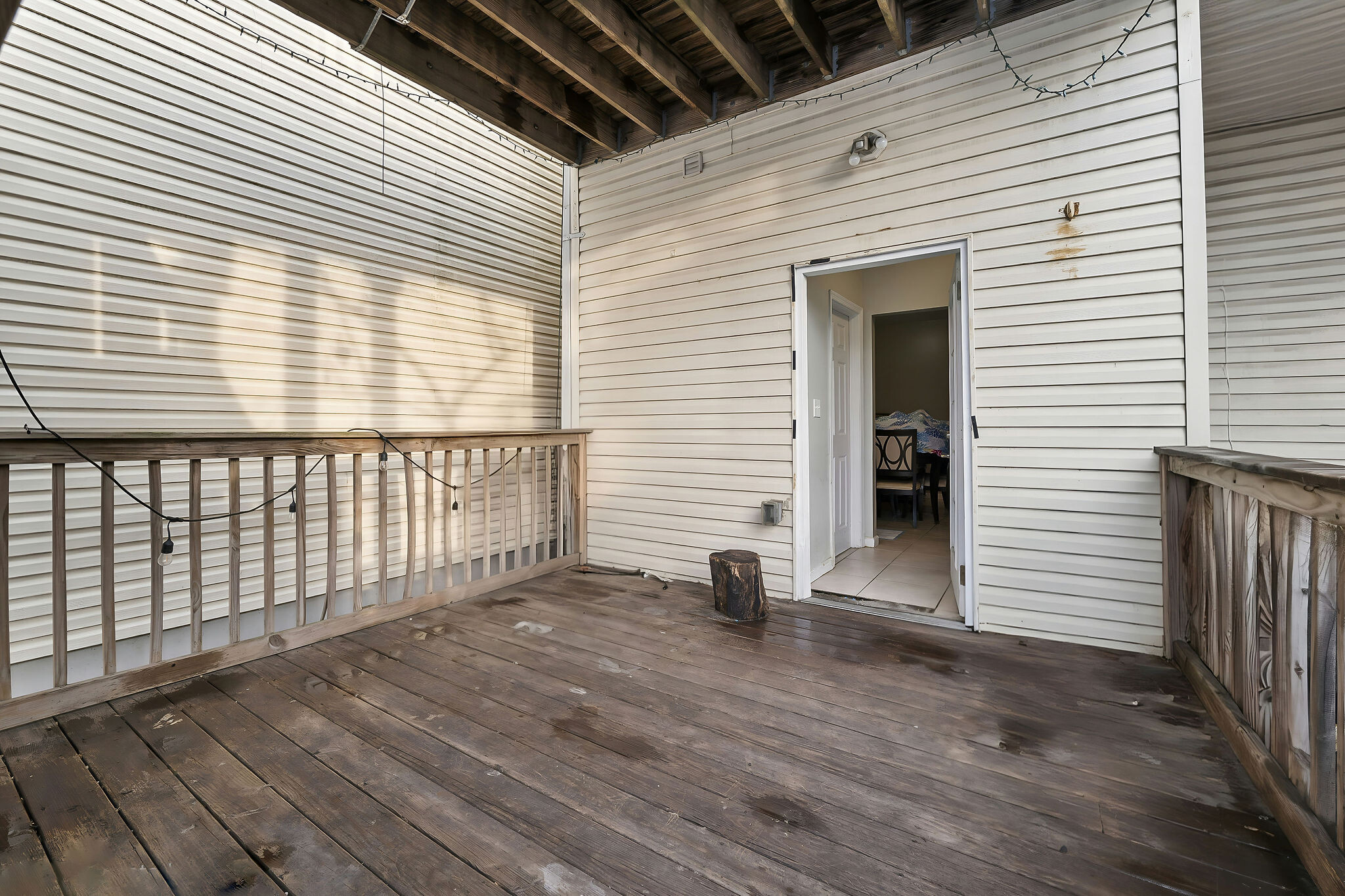 Building Photo - 15 Wales Ave