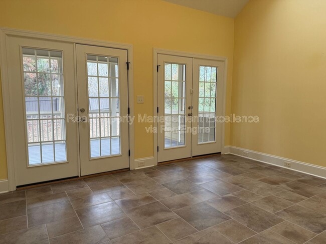 Building Photo - 4008 Enfield Ridge Dr