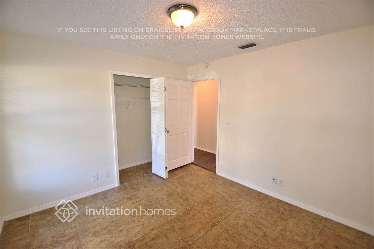 Building Photo - 9934 Pine Dust Ct