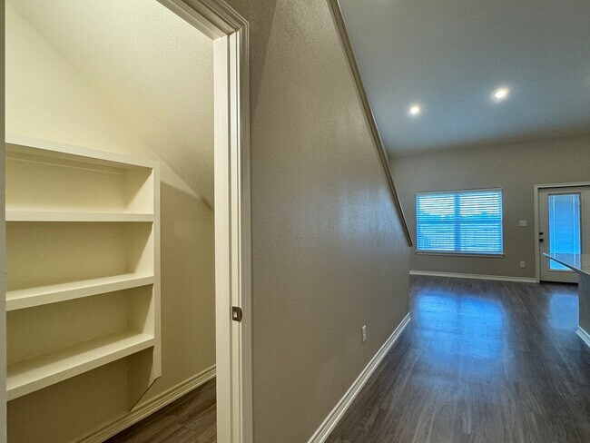 Building Photo - 14568 CR 2191