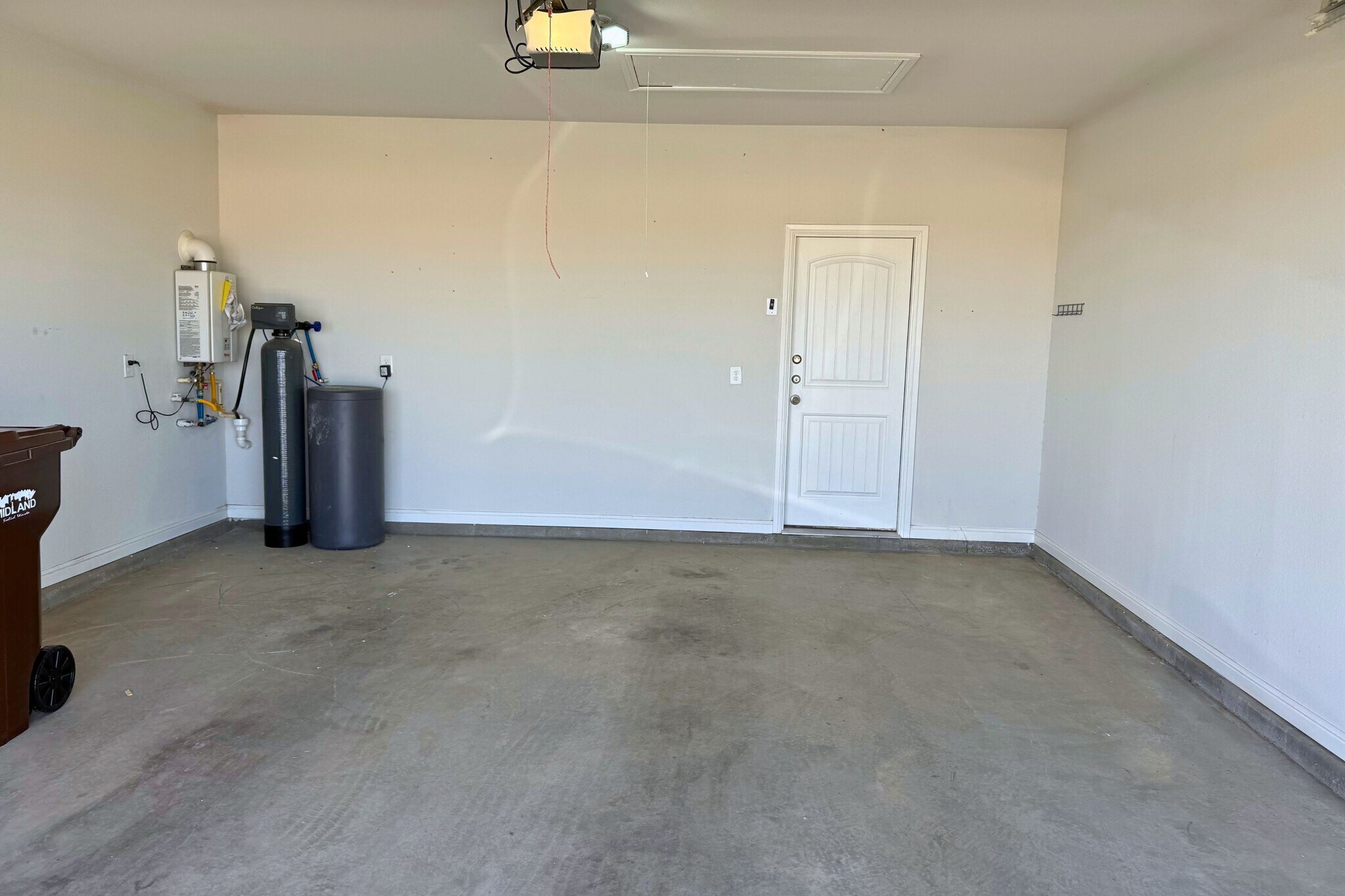 Building Photo - 1608 Bandolier Dr