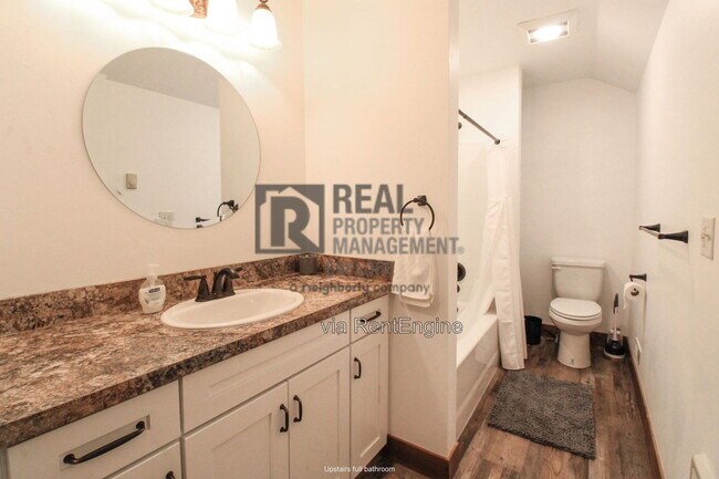 Building Photo - 1029 4th Ave W