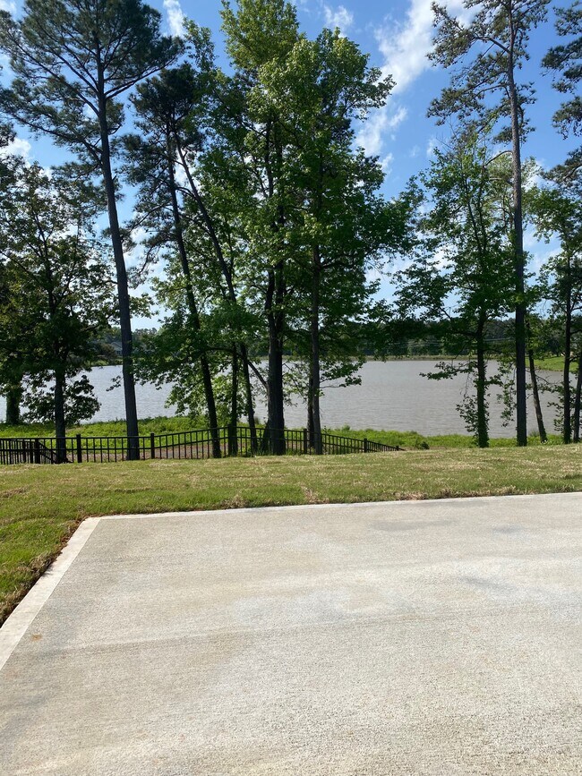 Building Photo - 1230 Flyfish Ave