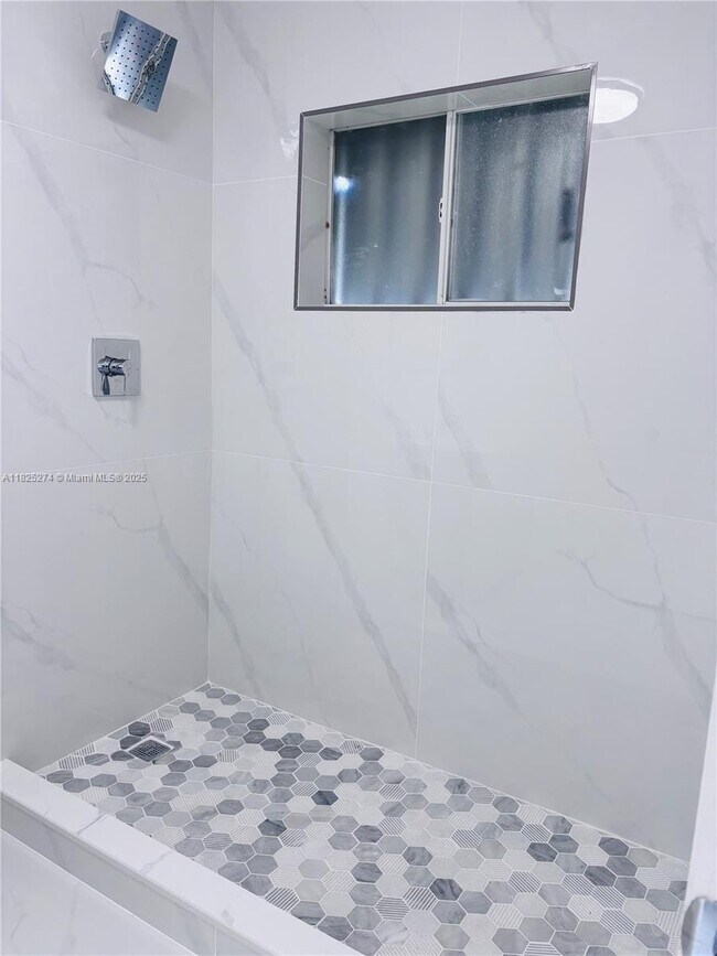 Building Photo - 12975 SW 28th Ct