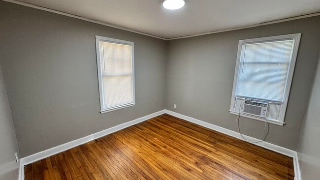 Building Photo - 1041 Isabelle St