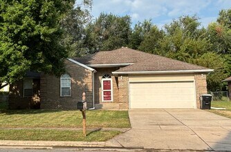 Building Photo - 3 Bedroom All Brick Home Southwest Springf...
