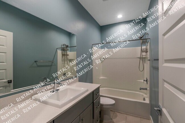 Building Photo - 12440 W Gini Ln