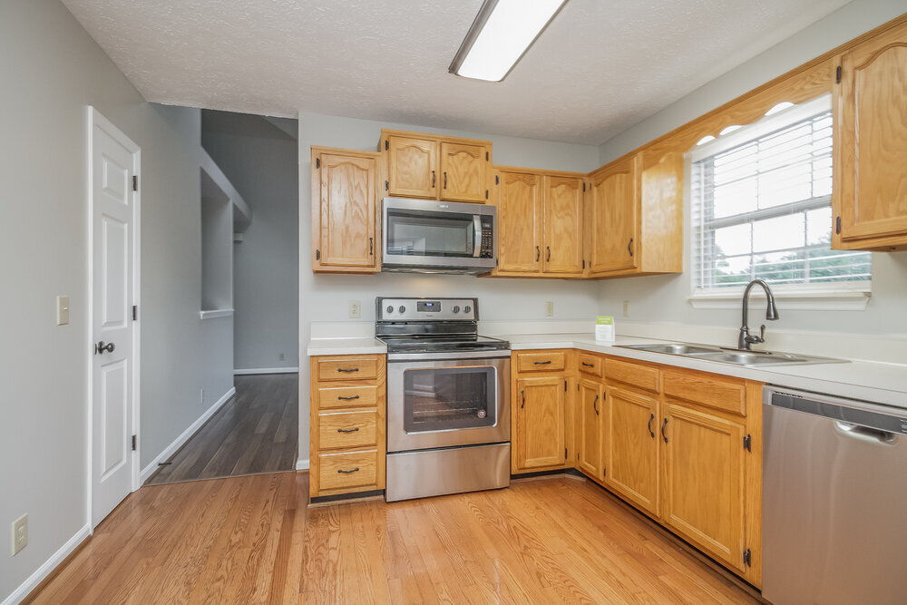 Building Photo - 3512 Calais Cir