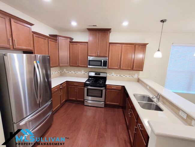 Building Photo - 5454 Jessip St