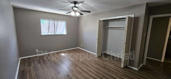 Building Photo - 1022 Delta Dr