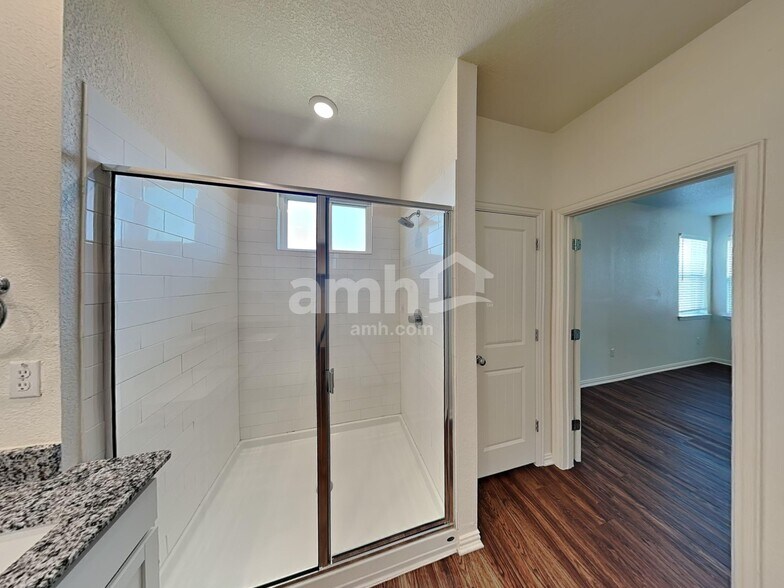 Building Photo - 332 Aspen Waters