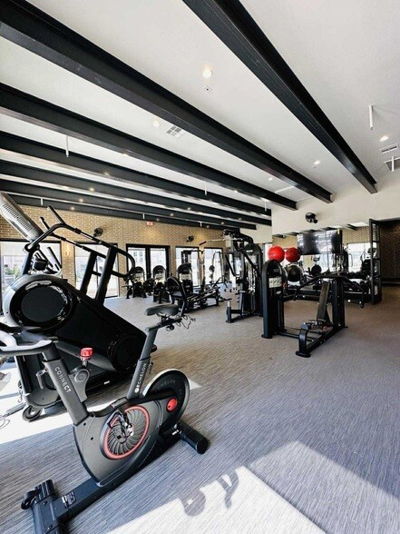 Building Photo - 4000 Anserra Trl