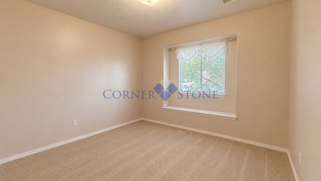 Building Photo - Fantastic Home In Nampa!