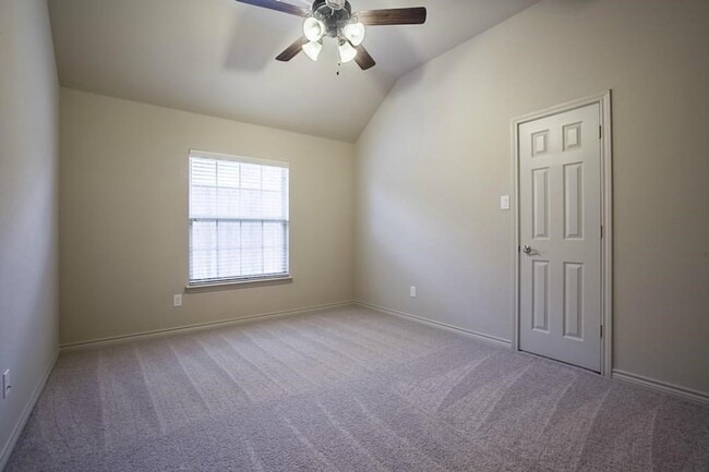 Building Photo - 4820 Tuscany Ln