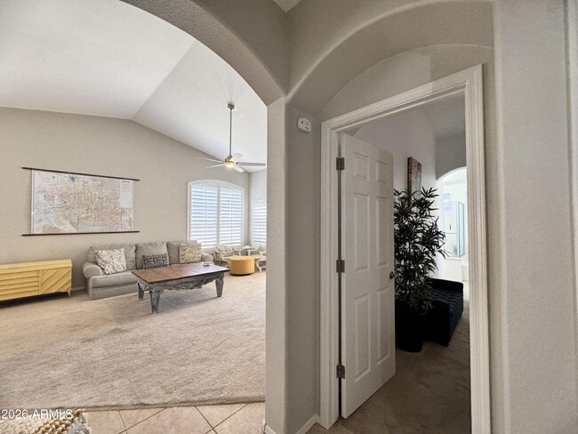 Building Photo - 1461 S Cholla Pl