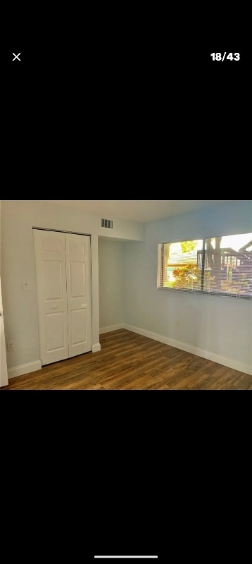 Building Photo - 2687 Sabal Springs Cir