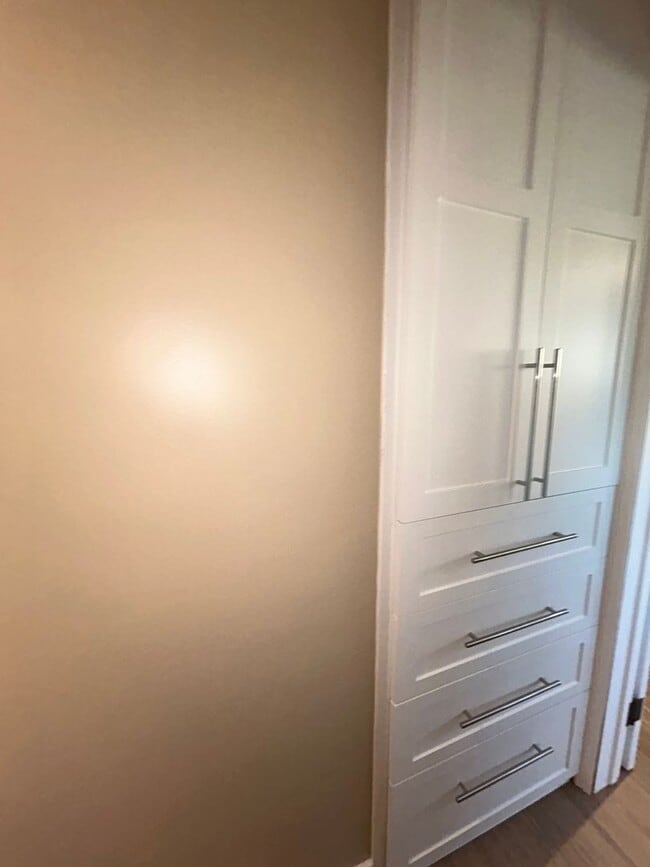 Building Photo - Newly Renovated 3 bed/1 bath House for Rent