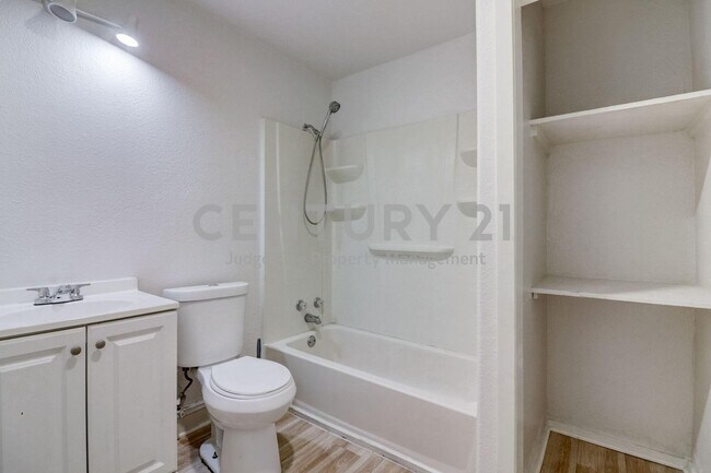 Building Photo - Cozy 3/1 in Fort Worth For Rent!