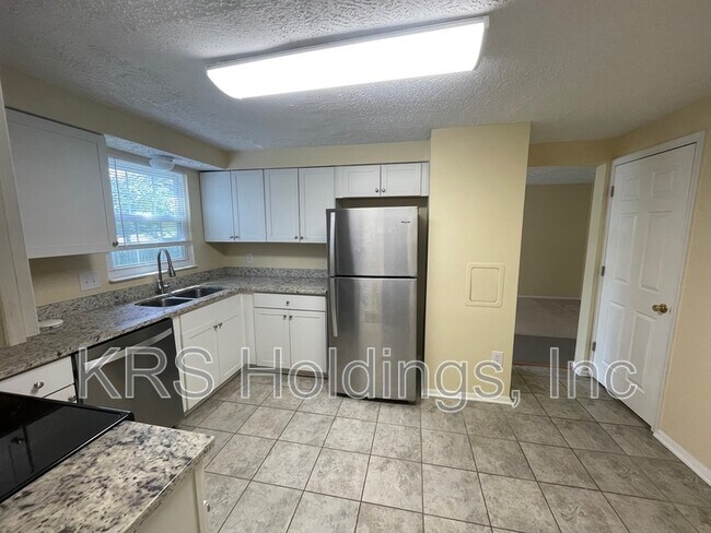 Building Photo - 3265 Bethel Church Dr