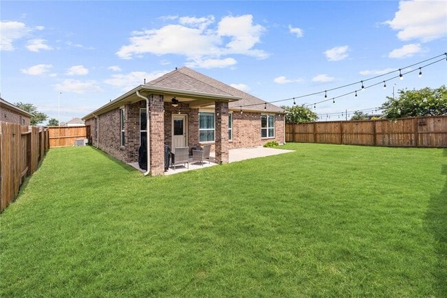 Building Photo - 1807 Harmony Bend Ln
