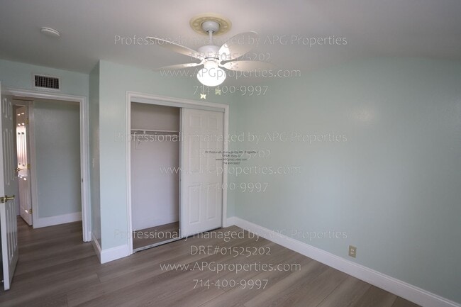 Building Photo - 7164 Santa Teresa Cir