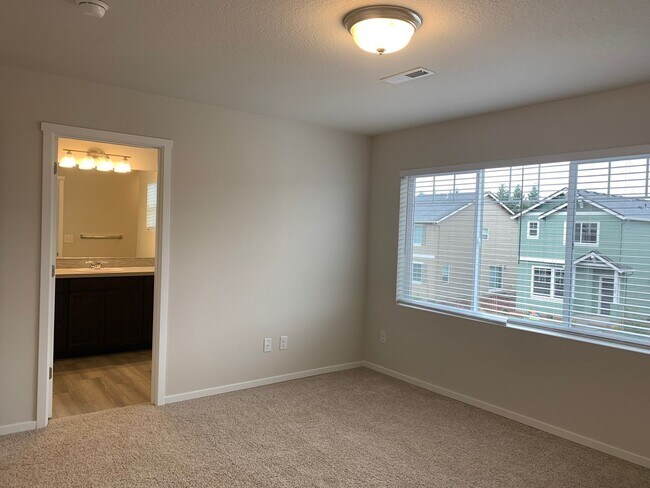 Building Photo - Newly Built Home in Brand New Community! Evergreen School District ! Conveniently located next to...