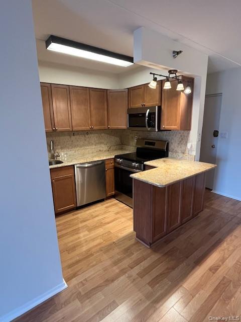 Building Photo - 205 Mineola Blvd