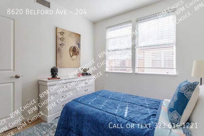 Building Photo - 8620 Belford Ave