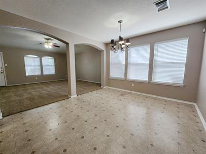 Building Photo - Fantastic location-Medical Center