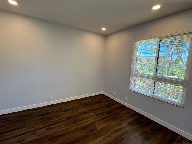 Building Photo - Serenity awaits in this upgraded 2 bedroom...