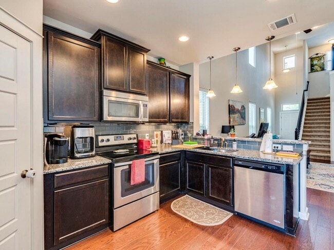 Building Photo - 16101 McAloon Way