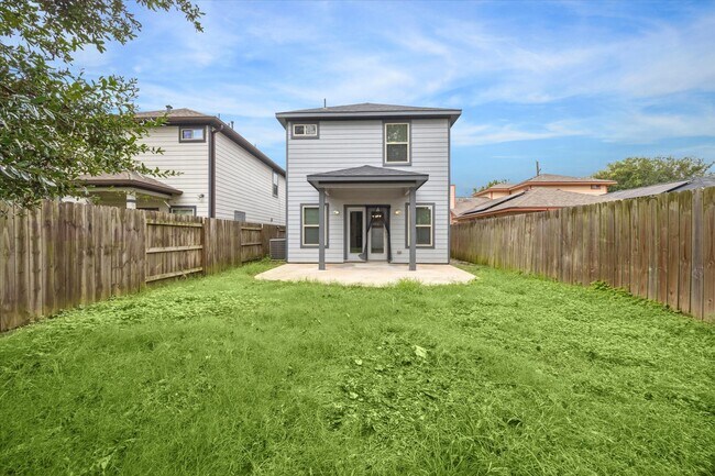 Building Photo - 4916 Talina Way