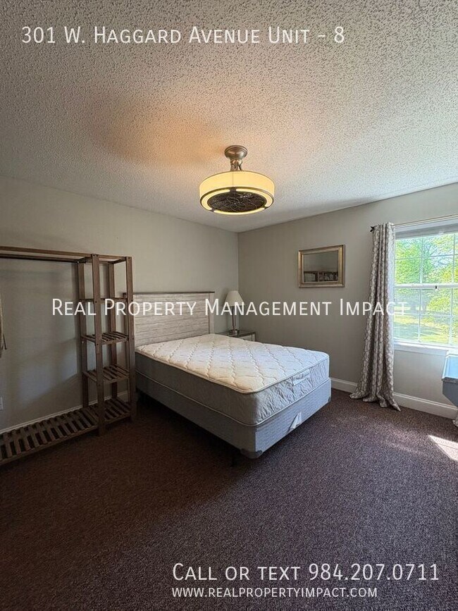 Building Photo - 301 W Haggard Ave