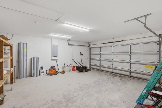 Building Photo - 3124 SW Armucher St