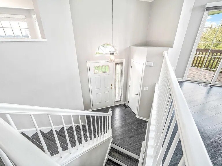 Building Photo - 13843 S Cambridge Cir