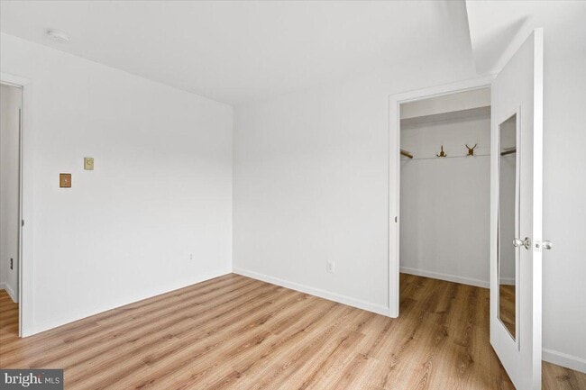 Building Photo - 141 N Fillmore Ave