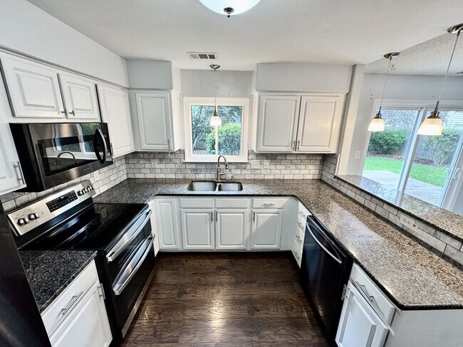 Building Photo - Ready 06-25-26! 4-Bedroom Home in Ocean Lakes! Nearby Bases - Fenced Backyard - Attached Garage!