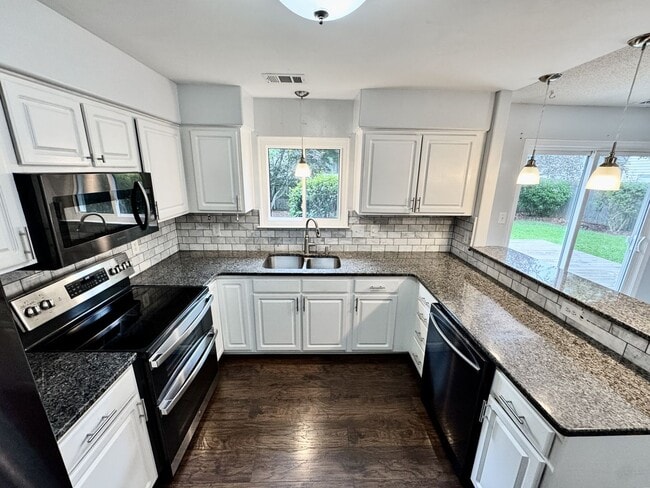 Building Photo - Ready NOW! A First-Time Rental in Ocean La...