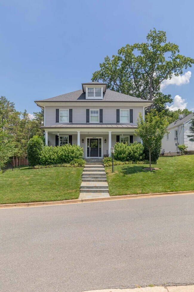 Building Photo - 4917 Bayard Blvd